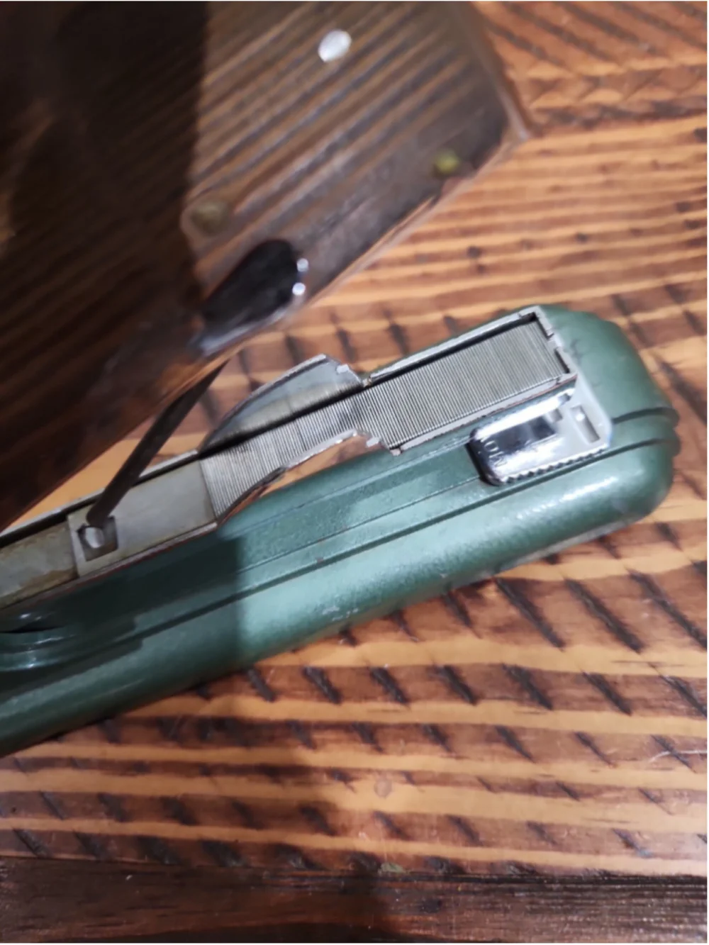 Vintage MCM Mid Century Swingline #4 Speed Stapler In Teal Works Great!